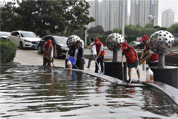 开云体育-开云(中国)一站式服务官方网站
联合商务区社区开展“清洁家园 美化社区”       主题志愿服务活动