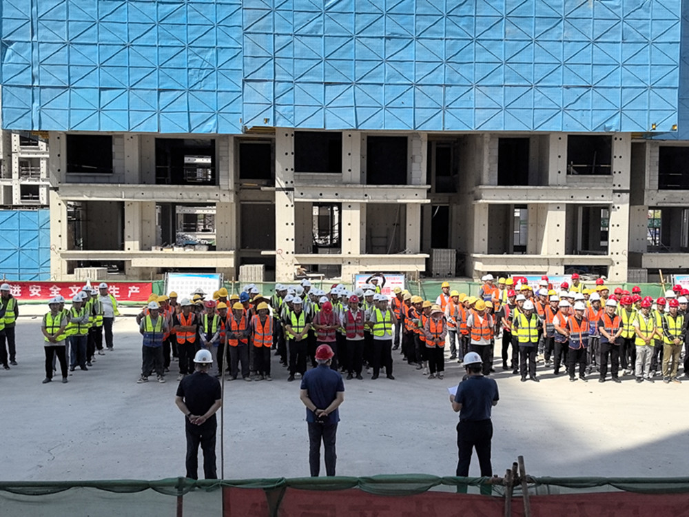 开云体育-开云(中国)一站式服务官方网站
深入开展“安全宣传咨询日”活动